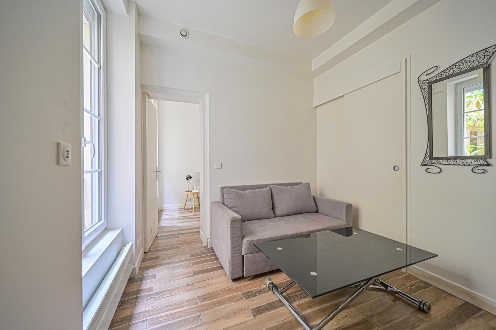 Appartement Suite Truffaut Paris Exterior photo